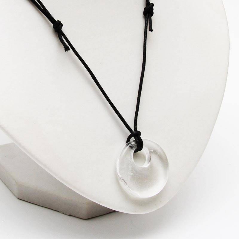 Quartz Circle Necklace - Healing